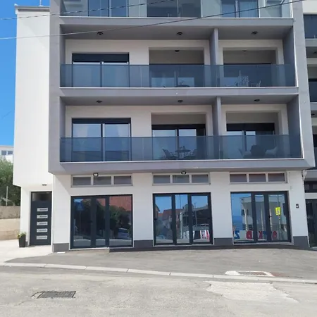 Modern Luxury Diva 1 , 4 Stars, Ciovo, Okrug Διαμέρισμα *