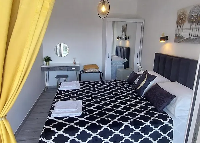 Modern Luxury Diva 1 , 4 Stars, Ciovo, Okrug Lägenhet *