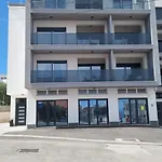 Modern Luxury Diva 1 , 4 Stars, Ciovo, Okrug דירה *