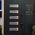 Modern Luxury Diva 1 , 4 Stars, Ciovo, Okrug