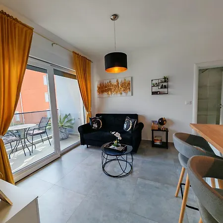 Apartment Modern Luxury Diva 1 , 4 Stars, Ciovo, Okrug