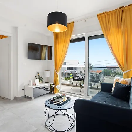 Apartment Modern Luxury Diva 1 , 4 Stars, Ciovo, Okrug