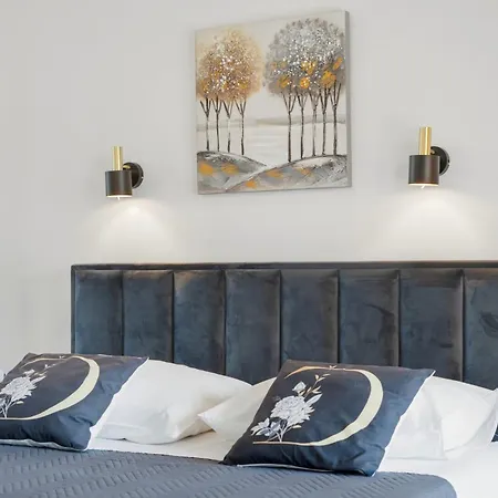 Modern Luxury Diva 1 , 4 Stars, Ciovo, Okrug *