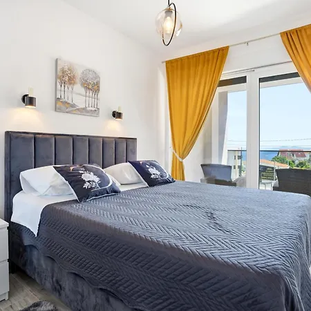 Apartment Modern Luxury Diva 1 , 4 Stars, Ciovo, Okrug