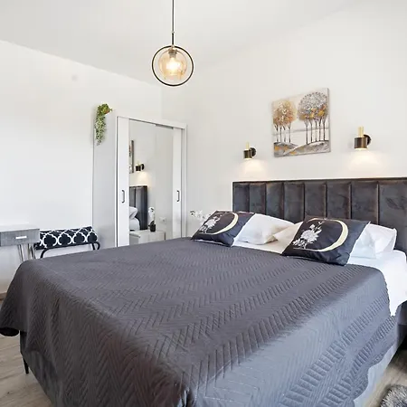 Apartment Modern Luxury Diva 1 , 4 Stars, Ciovo, Okrug