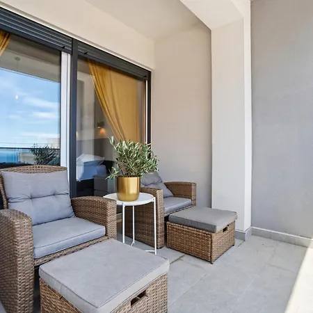 Modern Luxury Diva 1 , 4 Stars, Ciovo, Okrug Trogir