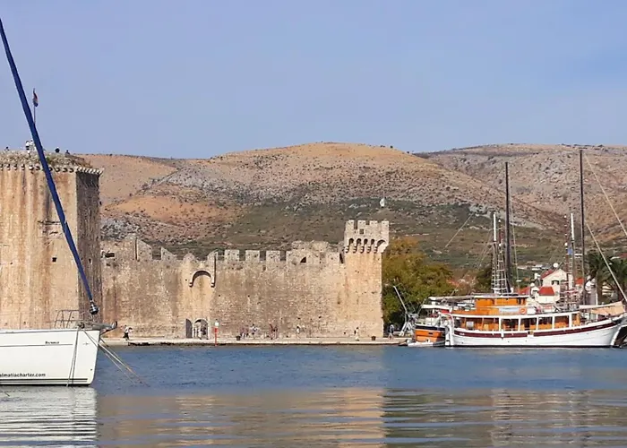 Апартаменти Modern Luxury Diva 1 , 4 Stars, Ciovo, Okrug