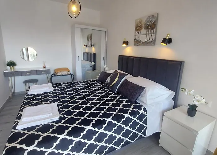 Modern Luxury Diva 1 , 4 Stars, Ciovo, Okrug * Trogir