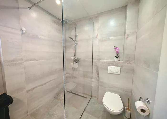 Modern Luxury Diva 1 , 4 Stars, Ciovo, Okrug